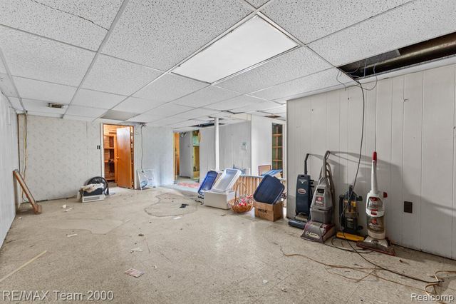 25394 Normandy Street, Roseville, MI 48066