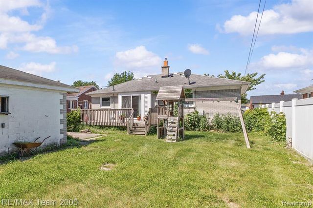 25394 Normandy Street, Roseville, MI 48066