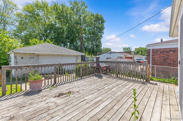 25394 Normandy Street, Roseville, MI 48066