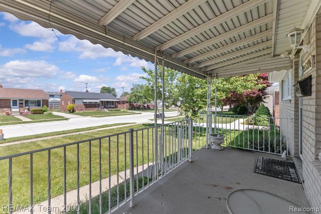 25394 Normandy Street, Roseville, MI 48066