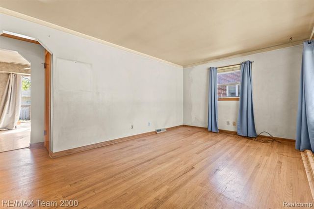 25394 Normandy Street, Roseville, MI 48066