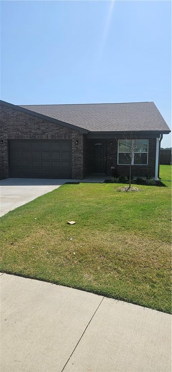6800 NW Trevy Street, Highfill, AR 72712