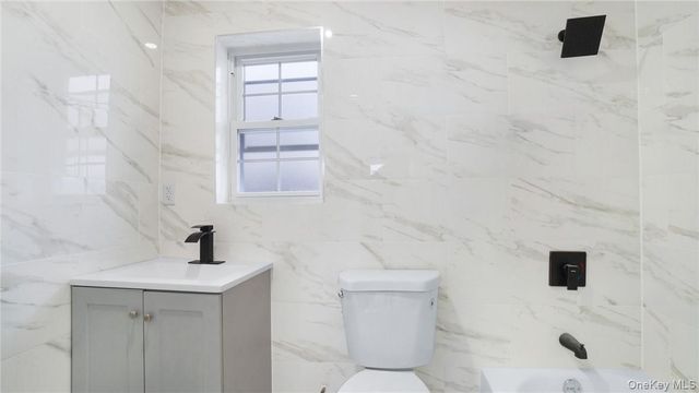 2155 Walton Avenue, Bronx, NY 10453