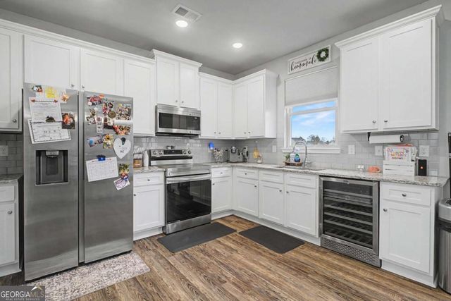 108 Mcginnis Circle, Calhoun, GA 30701