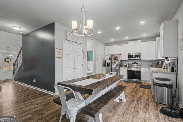 108 Mcginnis Circle, Calhoun, GA 30701