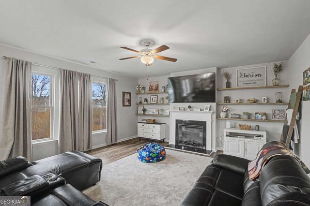 108 Mcginnis Circle, Calhoun, GA 30701