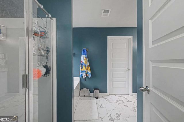 108 Mcginnis Circle, Calhoun, GA 30701