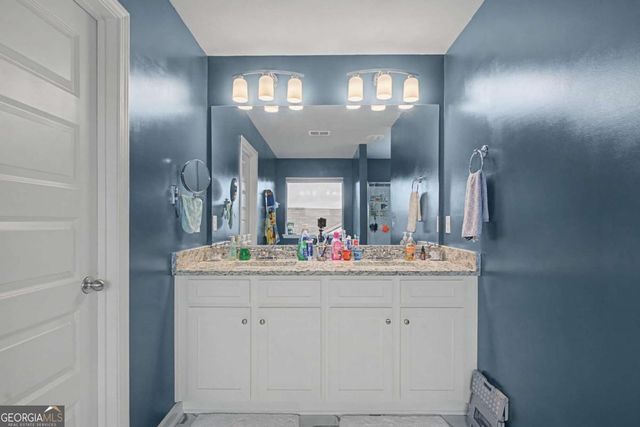 108 Mcginnis Circle, Calhoun, GA 30701