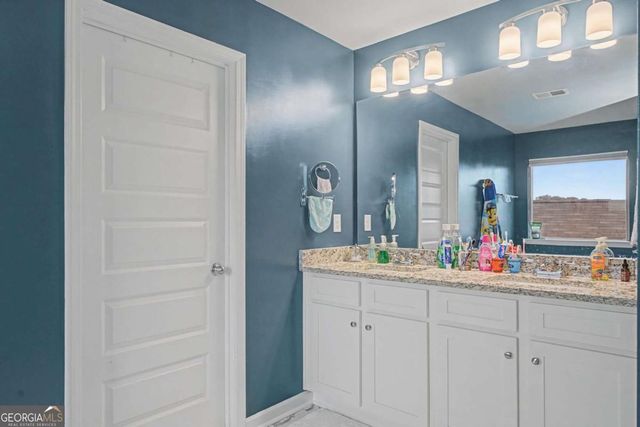 108 Mcginnis Circle, Calhoun, GA 30701