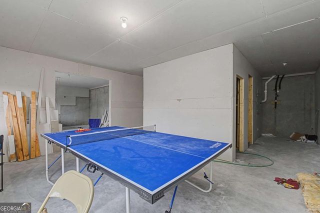 108 Mcginnis Circle, Calhoun, GA 30701