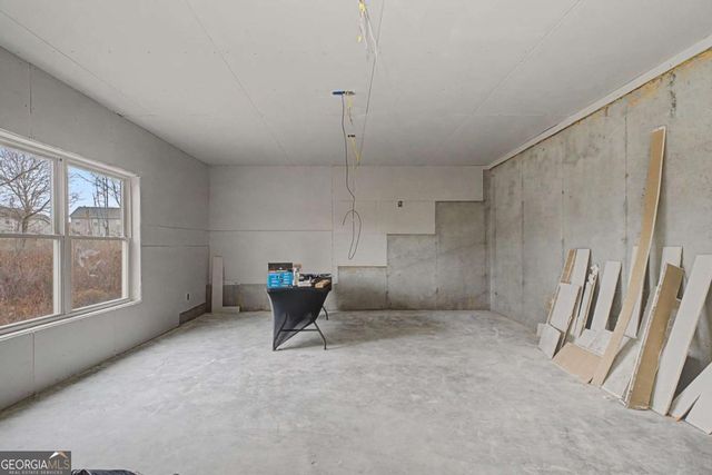 108 Mcginnis Circle, Calhoun, GA 30701