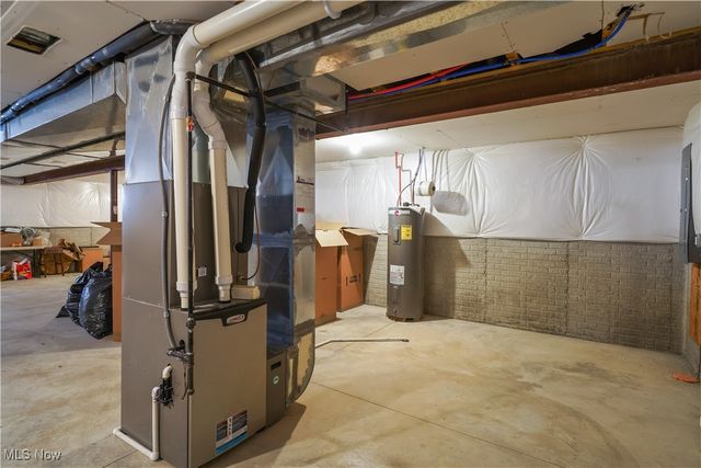 36087 Navona Lane, North Ridgeville, OH 44039