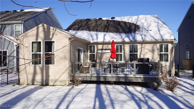 36087 Navona Lane, North Ridgeville, OH 44039