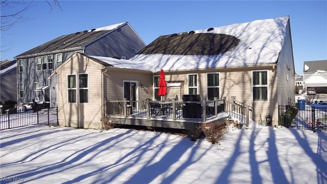 36087 Navona Lane, North Ridgeville, OH 44039