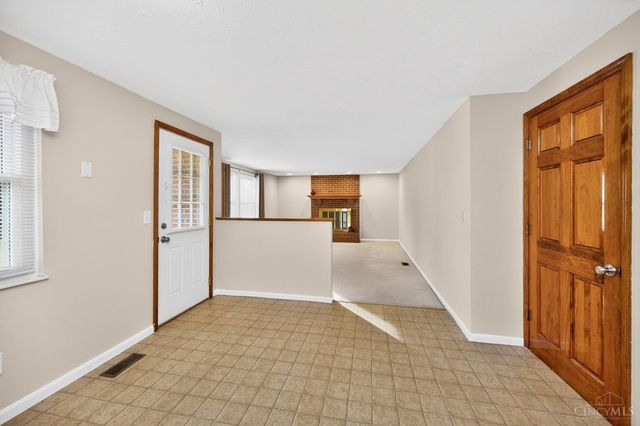 7676 Devonwood Drive, West Chester, OH 45069