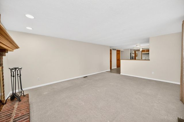 7676 Devonwood Drive, West Chester, OH 45069