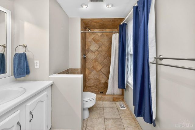 7676 Devonwood Drive, West Chester, OH 45069