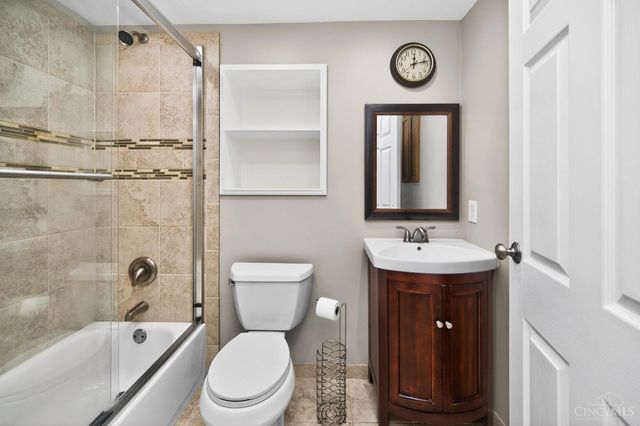 7676 Devonwood Drive, West Chester, OH 45069