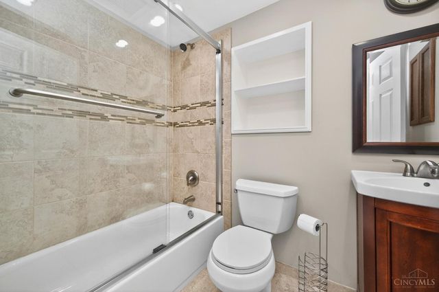 7676 Devonwood Drive, West Chester, OH 45069