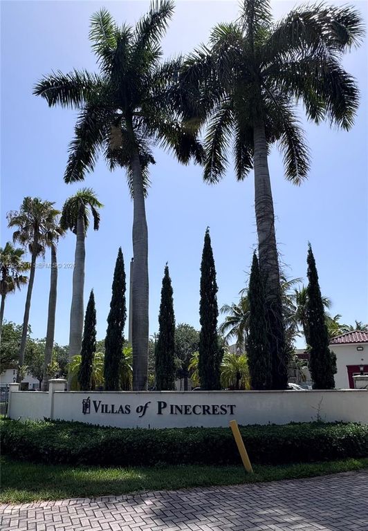 6705 N Kendall Drive 301, Pinecrest, FL 33156