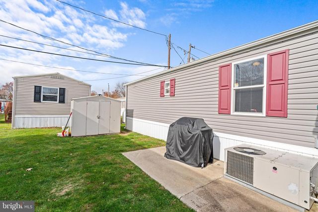 525 CANTER RD, Wilmington, DE 19810