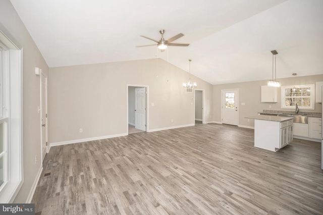 28100 TATUM RD, Unionville, VA 22567