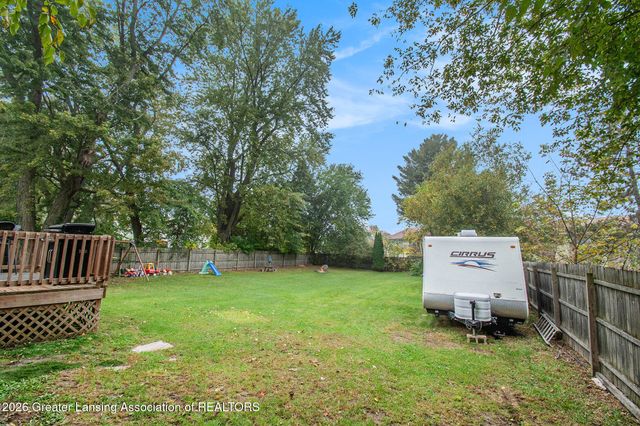 618 Forest Street, Eaton Rapids, MI 48827