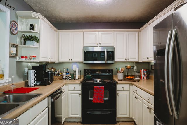 132 Ben Franklin Court, Griffin, GA 30224