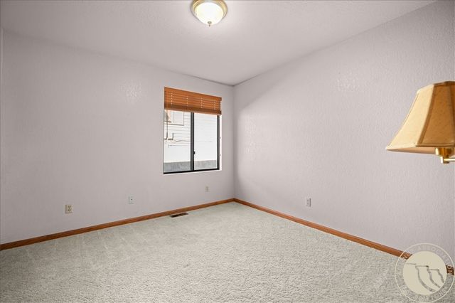 2225 Rosebud DRIVE, Billings, MT 59102