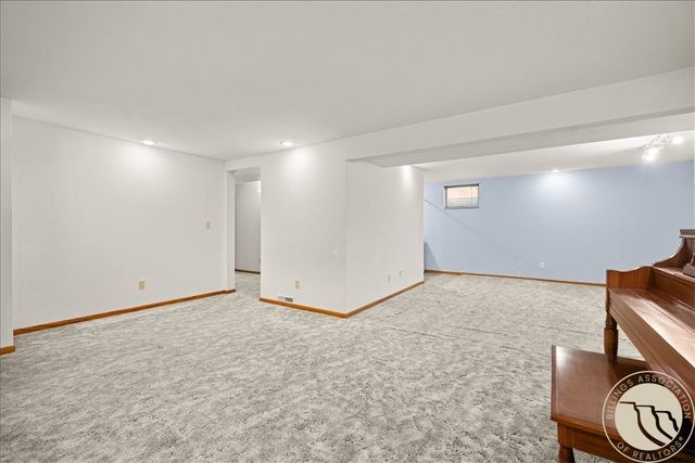 2225 Rosebud DRIVE, Billings, MT 59102