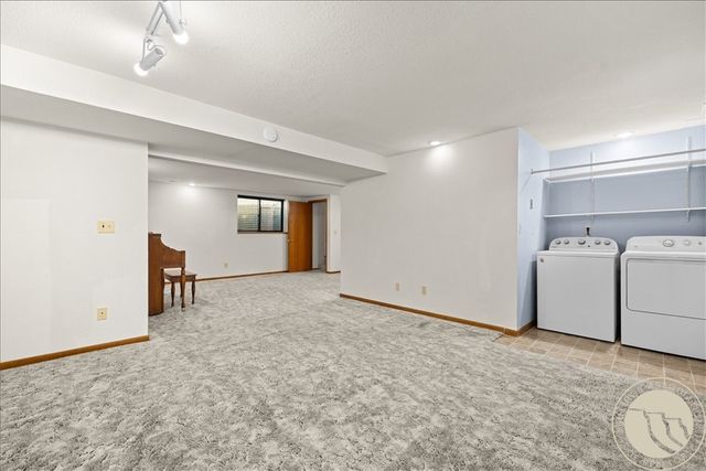 2225 Rosebud DRIVE, Billings, MT 59102