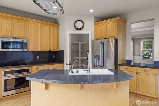 4708 Smithers Avenue S, Renton, WA 98055