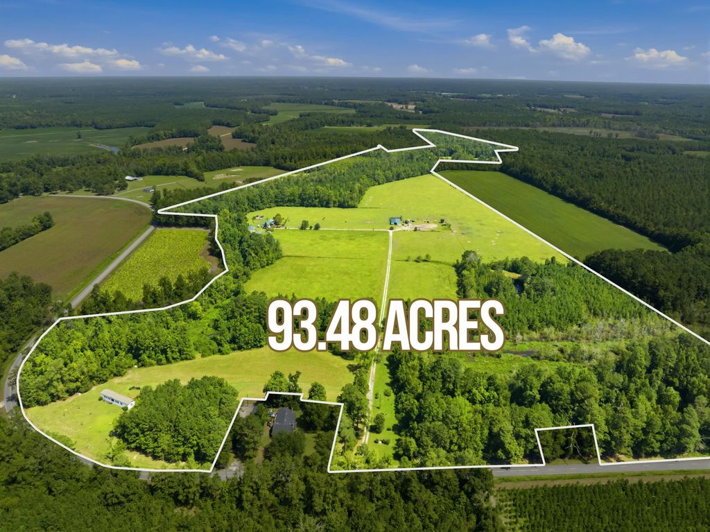 6400 Black Creek Rd., Nichols, SC 29581 — exterior