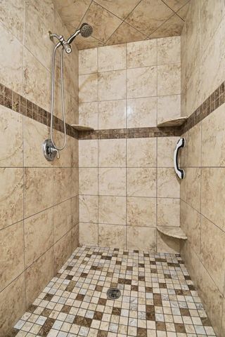 2861 Midland Road, Saginaw, MI 48603