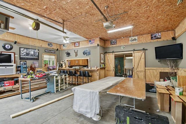 2861 Midland Road, Saginaw, MI 48603