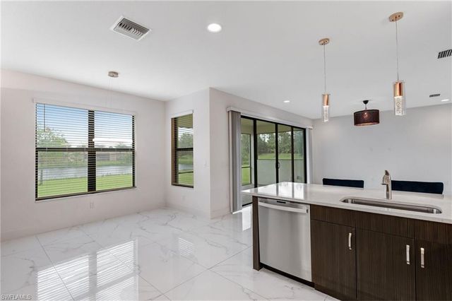 11604 Meadowrun CIR, Fort Myers, FL 33913