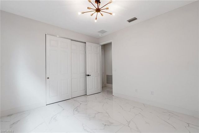 11604 Meadowrun CIR, Fort Myers, FL 33913