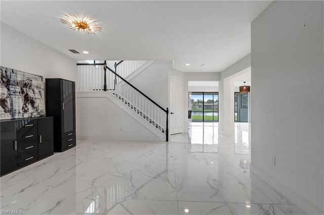 11604 Meadowrun CIR, Fort Myers, FL 33913
