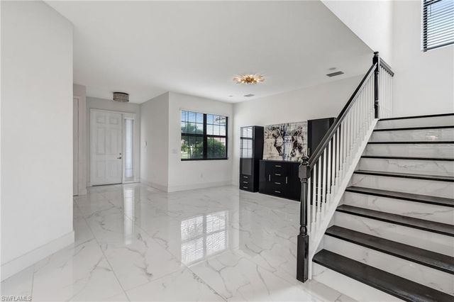 11604 Meadowrun CIR, Fort Myers, FL 33913