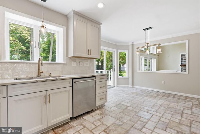 879 HALDEMAN RD, Schwenksville, PA 19473