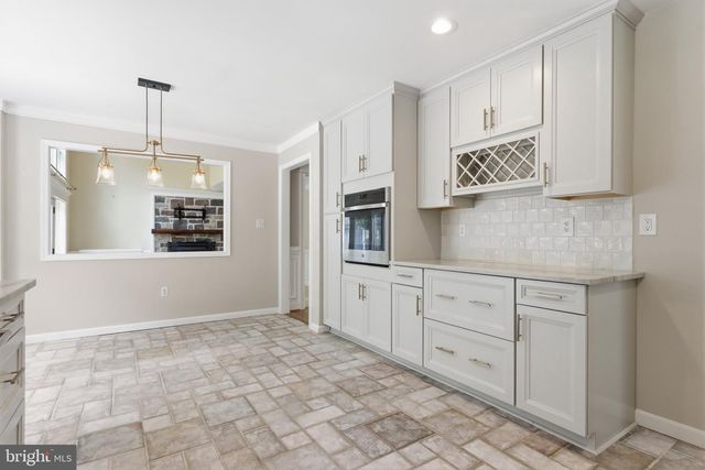 879 HALDEMAN RD, Schwenksville, PA 19473