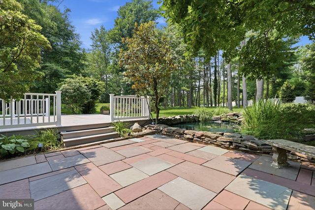 879 HALDEMAN RD, Schwenksville, PA 19473