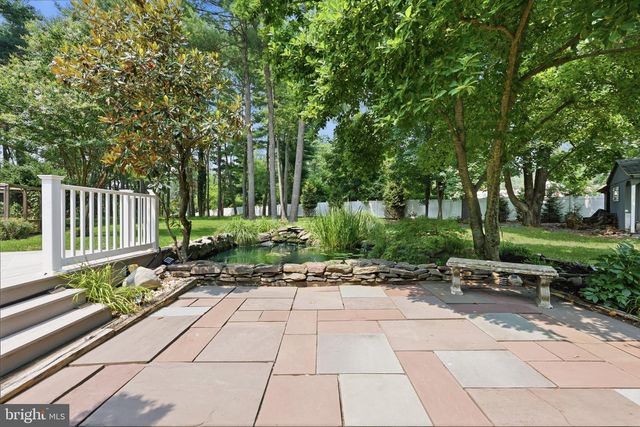 879 HALDEMAN RD, Schwenksville, PA 19473