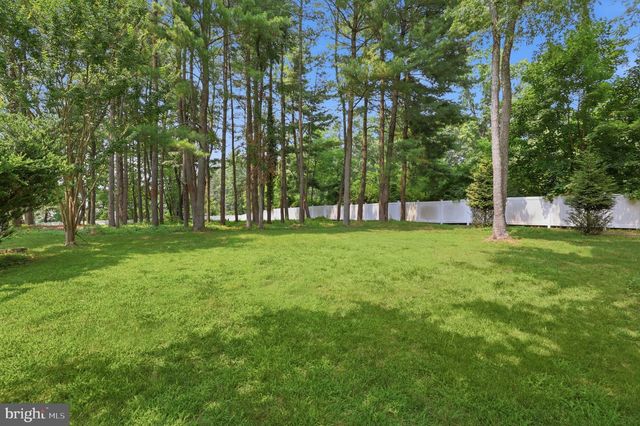 879 HALDEMAN RD, Schwenksville, PA 19473