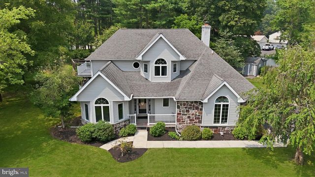 879 HALDEMAN RD, Schwenksville, PA 19473