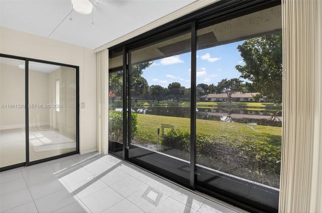 8200 Whispering Palm Dr, Boca Raton, FL 33496