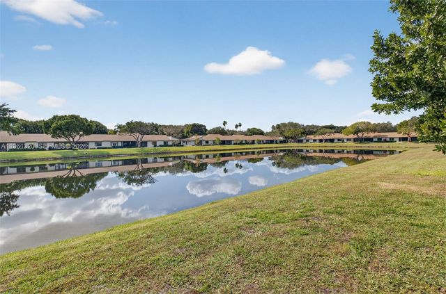 8200 Whispering Palm Dr, Boca Raton, FL 33496