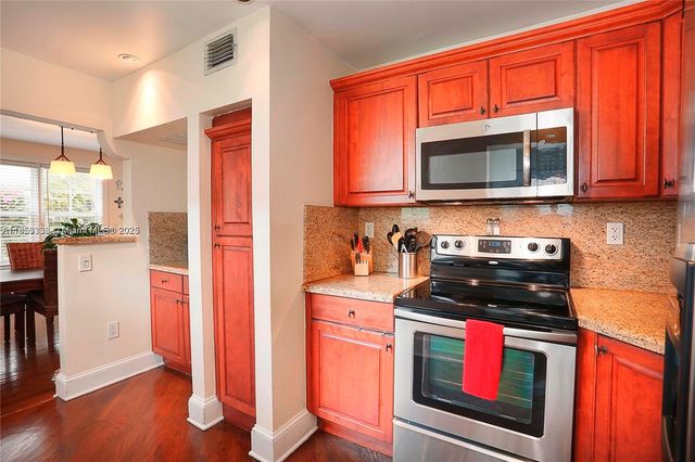 1222 Pizarro St, Coral Gables, FL 33134