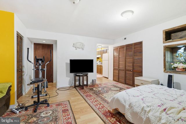 11705 SUMMER OAK DR, Germantown, MD 20874