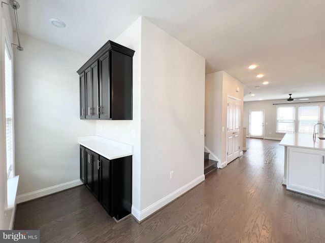 1907 GREENBRIAR HALL RD, Dumfries, VA 22026